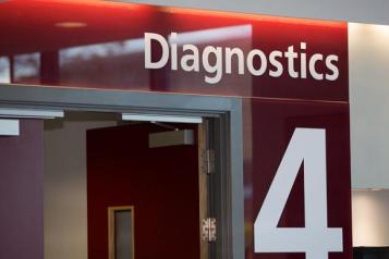 A hospital sign that says diagnostics